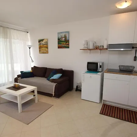 Luigi Apartment